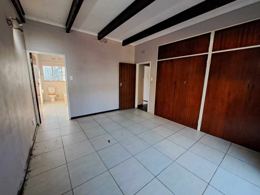 3 Bedroom Property for Sale in Safari Gardens North West